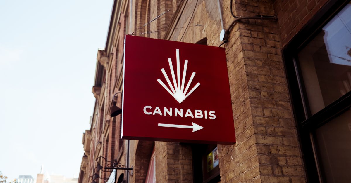 Illinois Just Set a Cannabis Sales Record After Doubling Purchase Limits
